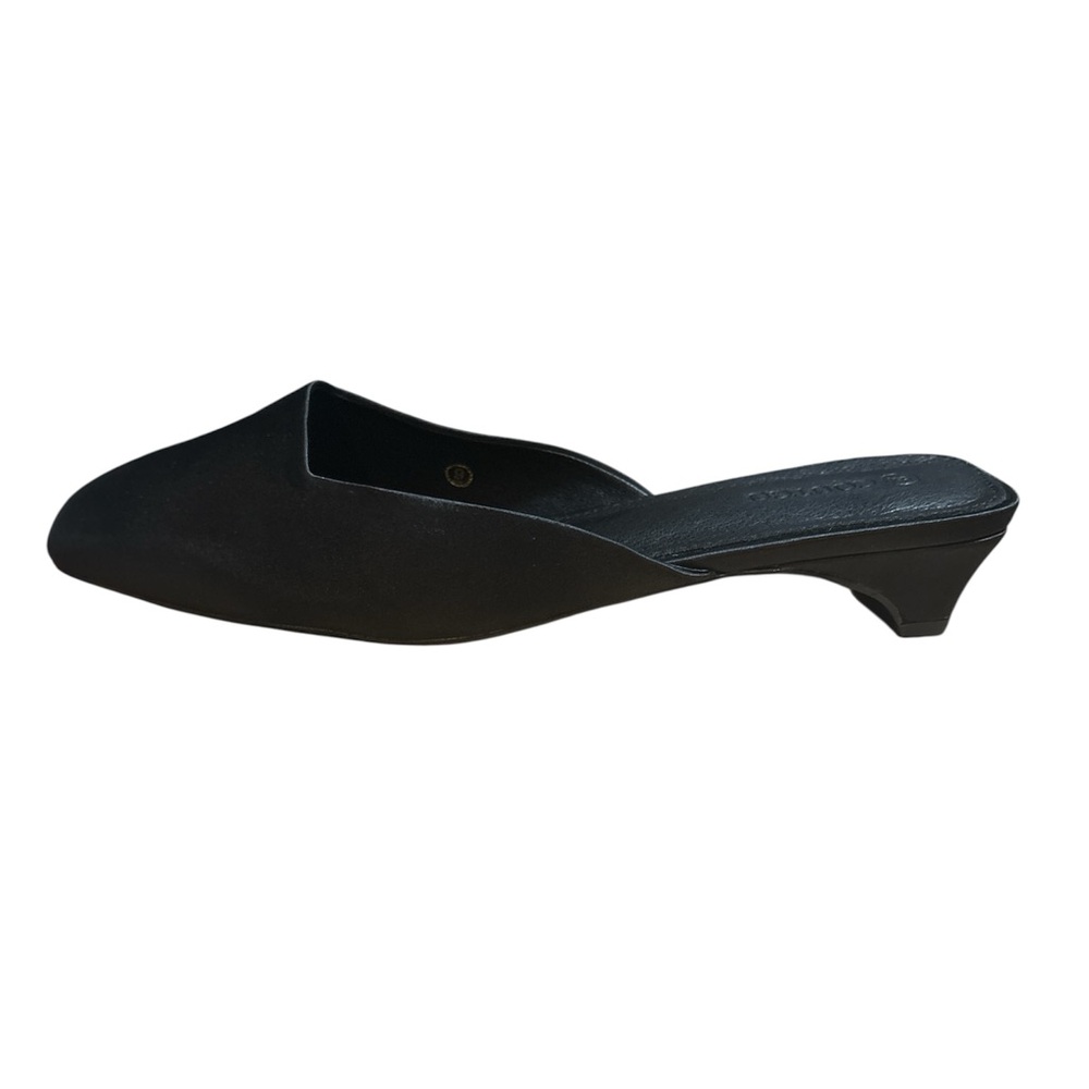 COUTGO Black Pointed Toe Low Heel Mule - Women's Slip-On